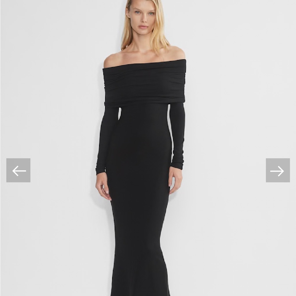 Aritzia Black Off-Shoulder Long Sleeve Dress